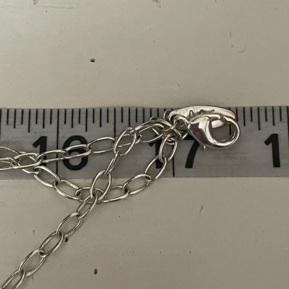 Vintage 16” New York & Co. silver tone layered necklace with 50 coin discs - Picture 7 of 7